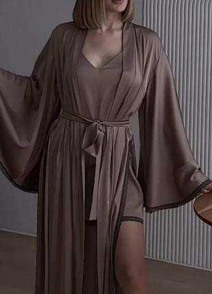 Халат довгий шовковий з мереживом,другі кольори,хенд мейд