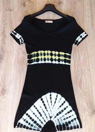 Маленькое черное платье