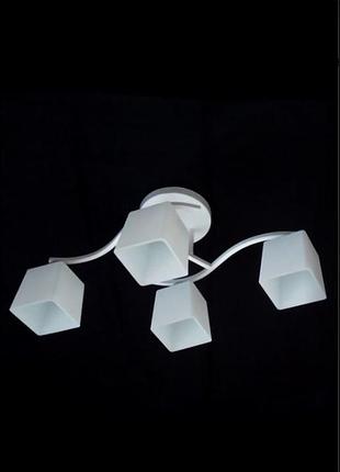 Люстра на 4 плафона