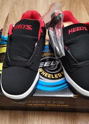 Роликові кросівки heelys unisex kids' voyager tennis shoe оригінал ролики хіліс6 фото