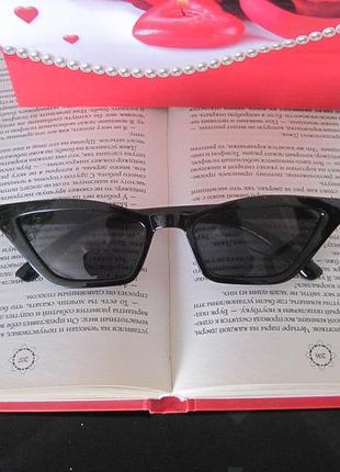 Модні сонцезахисні окуляри