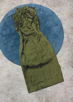 Зелена сукня