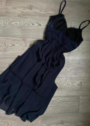 Шикарное вечернее платье в пол с кружевом1 фото