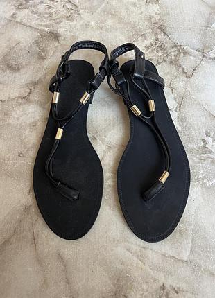 Босоніжки zara