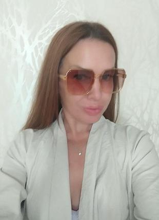 Актуальные солнцезащитные очки