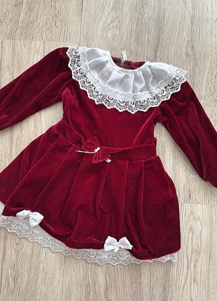 Нова святкова сукня для дівчинки