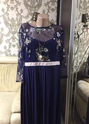 Шикарное платье