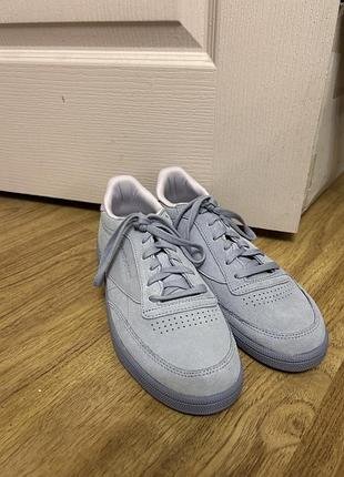 Кросівки замшеві жіночі reebok бузково-сірого кольору, 39р. (25см)