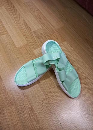 Босоножки женские crocs literide stretch sandal 206081-3tp-w8