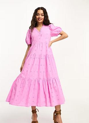 Довге плаття з прошви мідіярусами