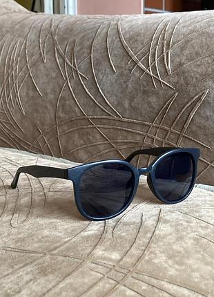 Чоловічі сонцезахисні окуляри