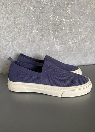 Zara, w34 (устілка 21,5 см)