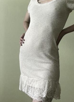 Ніжна сукня з мереживом size s