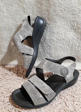 Шкіряні італійські босоніжки,  vera pelle, 40 розмір