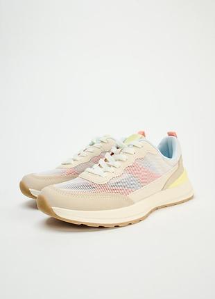 Кроссовки zara