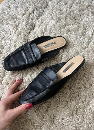 Шльопанці atmosfere