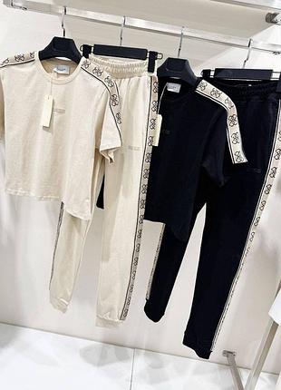 Жіночий літній костюм guess