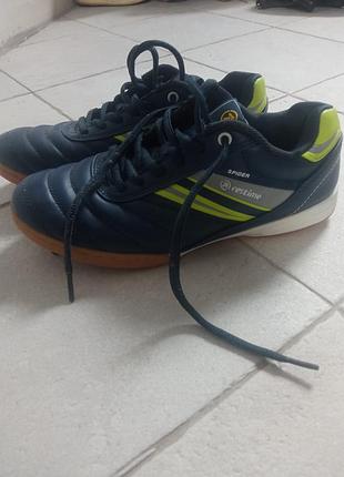 Кроссовки restime