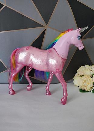 Barbie dreamtopia magical lights единорог с радужными огнями гривы