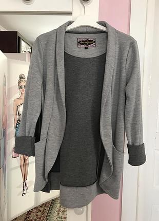 Пиджак-накидка internacionale