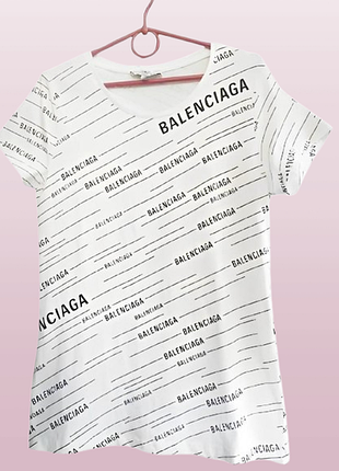 Суперовая хлопковая футболка с логотипом balenciaga оригинал ❣️🌺❣️