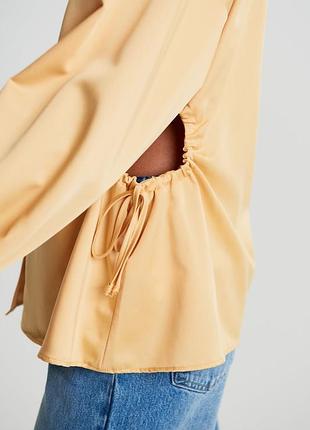 Шикарна блуза в золотистому кольорі