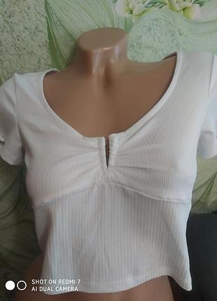 Топ-маечка.