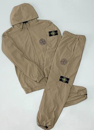 Костюм з плащівки stone island