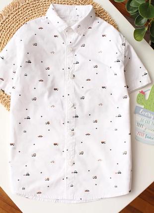 Качественная белая рубашка в принт с машинками next 5-6 лет