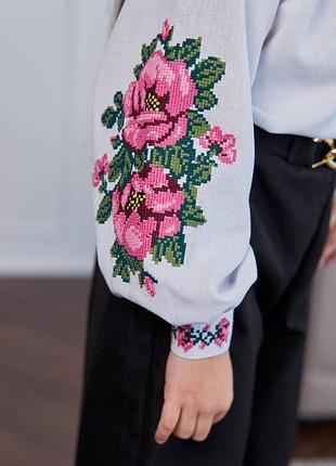 Вышиванка детская одежда вышитая блузка вышиванная рубашка для девочки в школу на первом с...