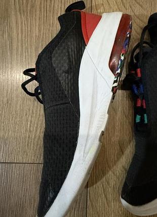 Кросівки unisex nike 36,5