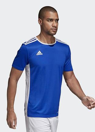 Спортивна футболка adidas