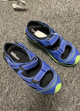 Сандалики, босоніжки