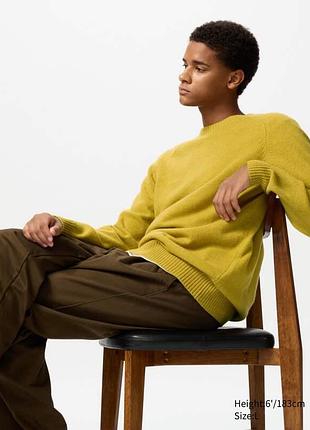 Свитер из овечьей шерсти uniqlo