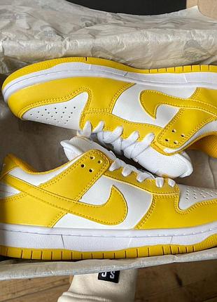 Кросівки nike sb dunk low yellow6 фото