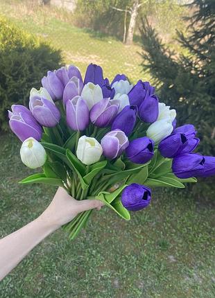 Тюльпани латексні у різних кольорах