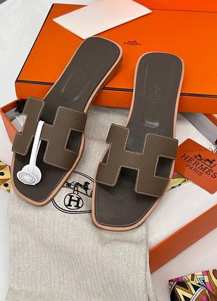 Женские шлепанцы люкс класса ораны