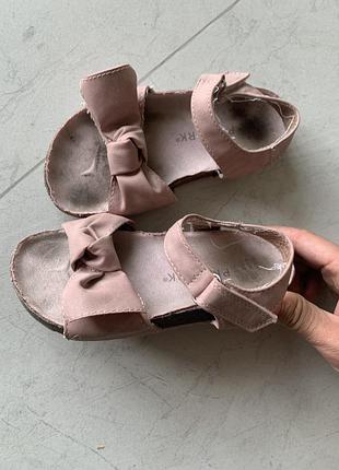 Сандалі primark