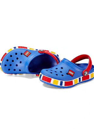Стильні шльопанці lego для хлопчика від crocs