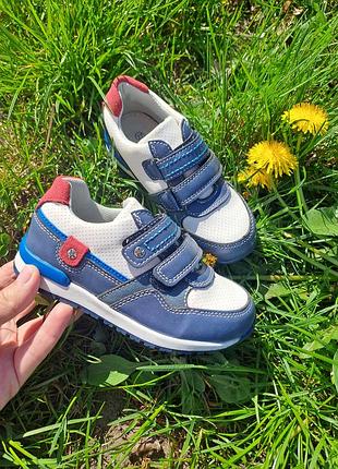 Кросівки демісезонні на хлопчика 👟