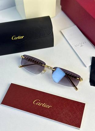 Очки солнцезащитные