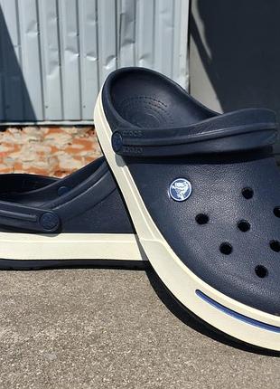 Шльопанці crocs