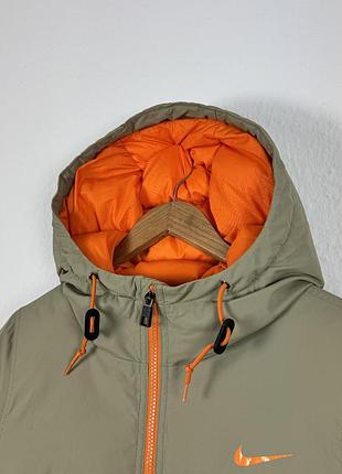 Оригінальний дутий зимовий пуховик nike nylon puffer 550 editions beige hooded jacket size s-m7 фото