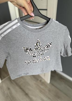 Футболка adidas, xs-s