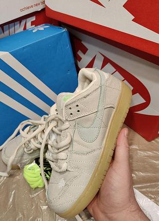 Уценка ,37р.(23.5см) nike mummy.