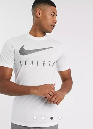 Чоловіча футболка nike