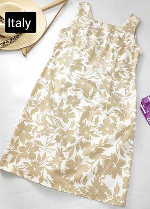 Платье футляр женского мини белого бежевого цвета в цветочный принт хлопка от бренда italy s m