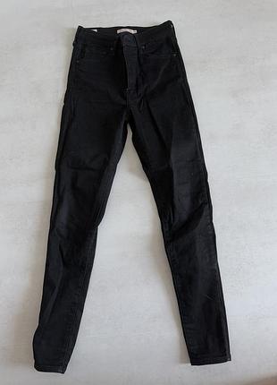 Чорні джинси levi’s, 28 розміру