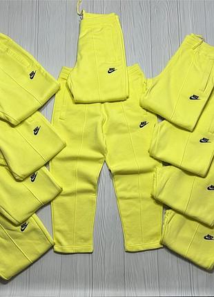 Nike club joggers спортивні штани джогери з гарним дизайном оригінал
