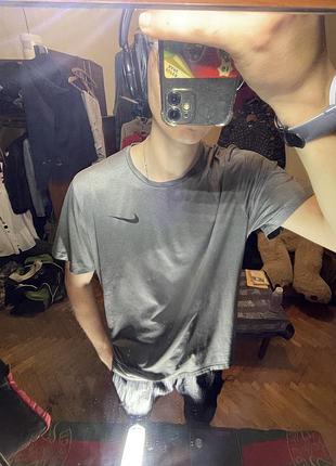 -30% нова чоловіча футболка nike dry fit,л ,мужская термо футболка